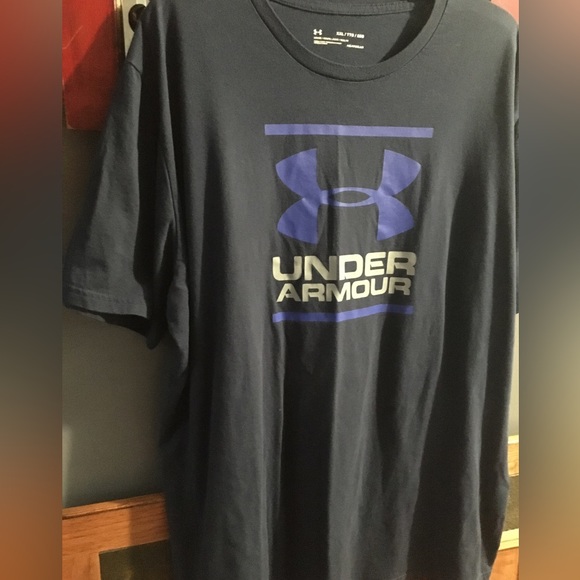 Mens UNDER ARMOUR Tee - Shirt - Picture 3 of 3